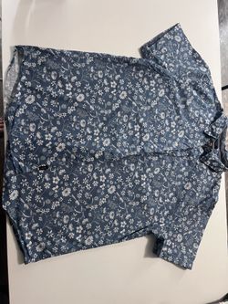 Blue short sleeve shirt