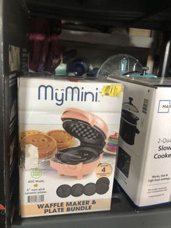 My Mini Waffle Maker And Plate Bundle
