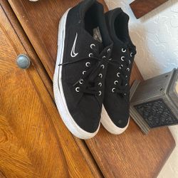 Men’s Nike Size 10 Shoes