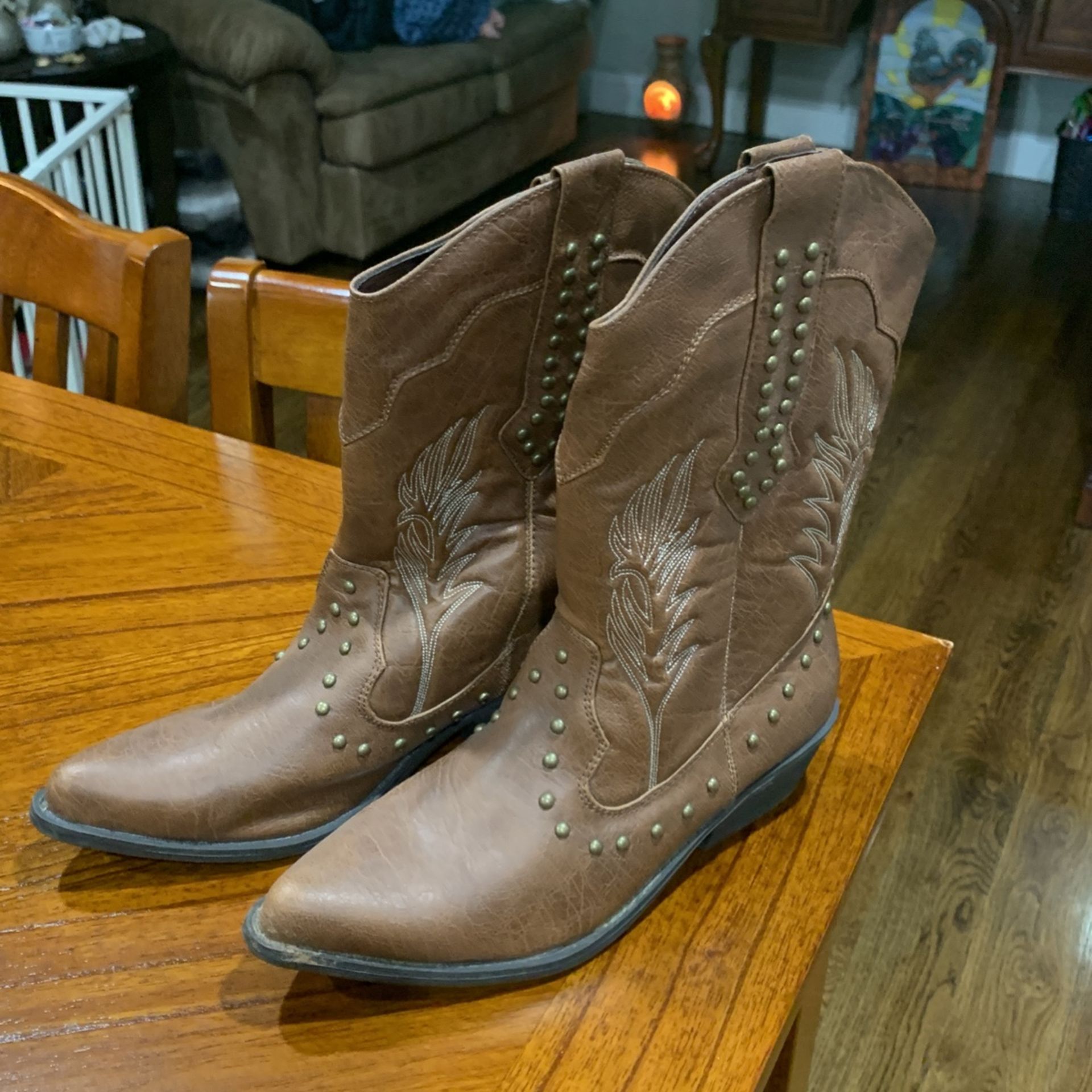 Women’s Cowgirl Boots 