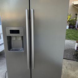 Used Samsung Refrigerator 