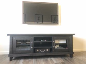 Living Spaces Solid Wood TV Console / Media Center – Excellent Condition!