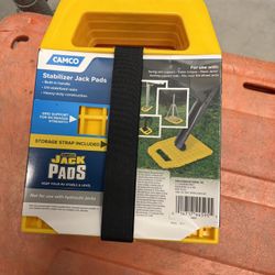 Camco Stabilizer Jack Pads