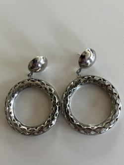 Lovely Lightweight Silver Tone Earrings