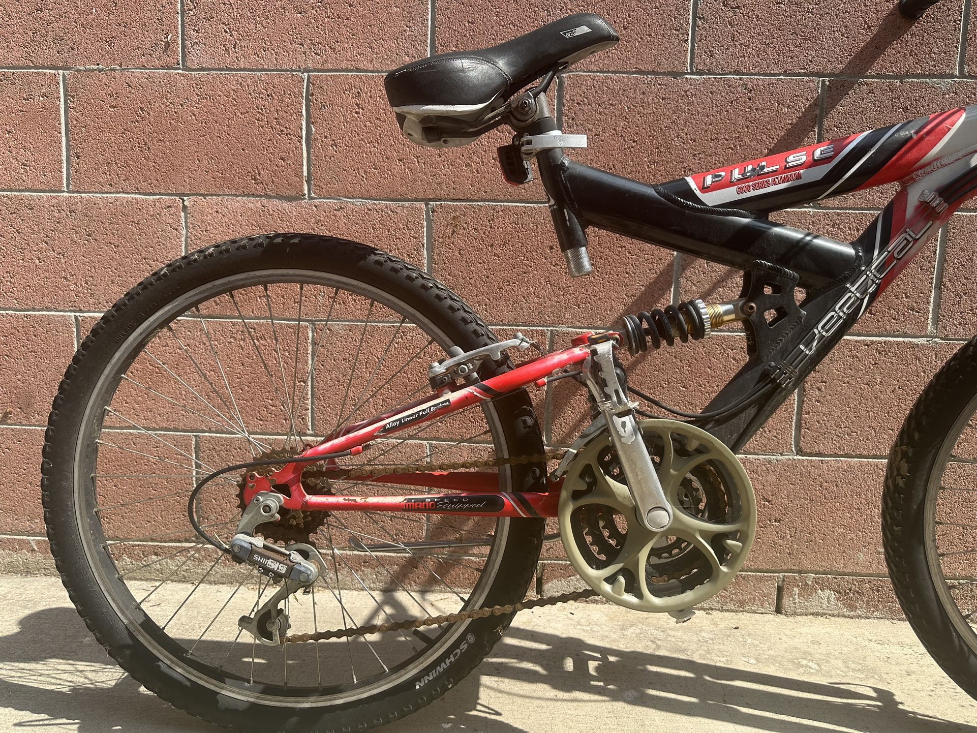 Vertical Pulse 6000 Series Men’s Bike