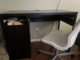 Desk