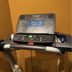 Lifespan Treadmill with incline, mp3, portable 