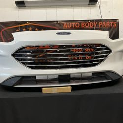 FORD ESCAPE TITANIUM 2020-2022 FRONT BUMPER OEM