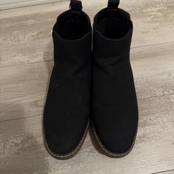 Men’s Black Chelsea Boots