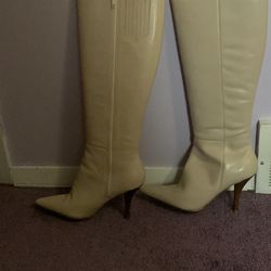 New Beautiful Nine West Leather boots