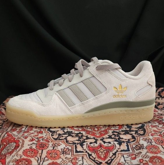 8.5M Adidas Originals Forum Low