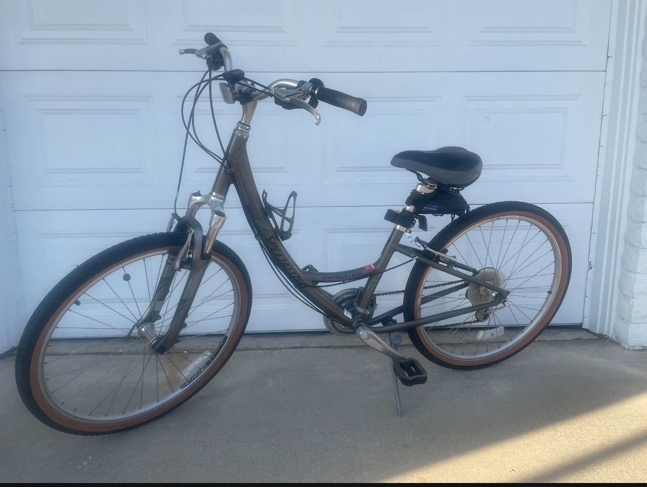 Grey Specialized Expedition Elite Low Entry