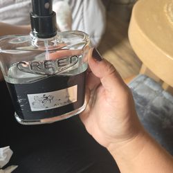 Creed aventus 120ml over halfway full
