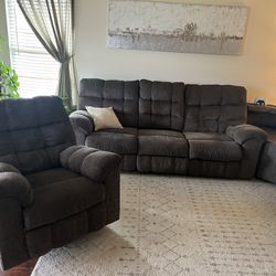 Reclining couches