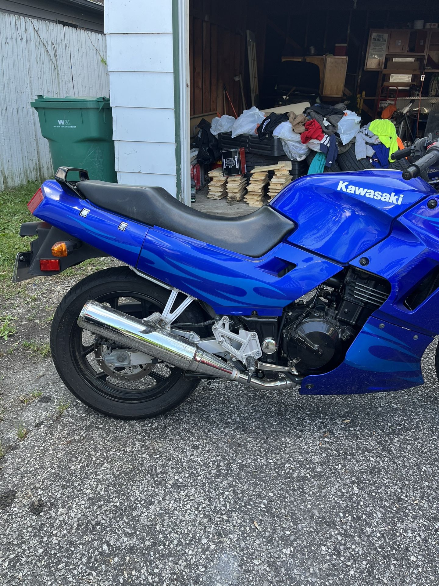 ビビ 1996 Kawasaki Ninja 250 for Sale in Painesville, OH - OfferUp