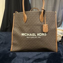 Michael Kors Mirella Large NS Tote in Signature Brown