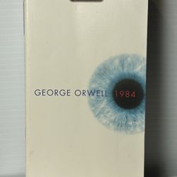 1984 by George Orwell - Signet Classics (Paperback)