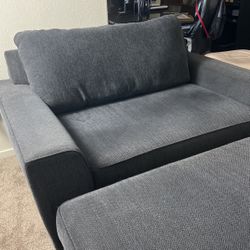 Oversized Chair/sofa And Ottoman 