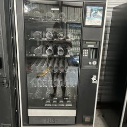 Snacks Vending Machine