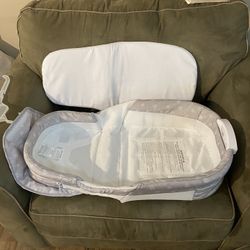 Snuggle Nest Co-sleeper/bassinet 