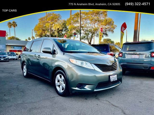 2011 Toyota Sienna