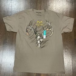 Tan and green Realtree graphic tee 