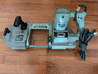 Porter Cable 7724 Type 3 electric portable Bandsaw with blade
