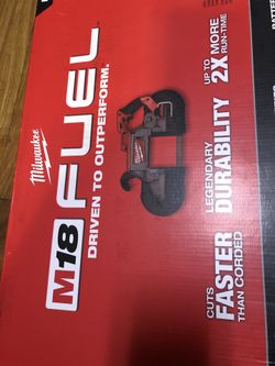 Milwaukee M18 FUEL18-Volts Lithium-Ion Brushless Cordless DEEP Cut Band Saw. Tool Only. New in the Box!