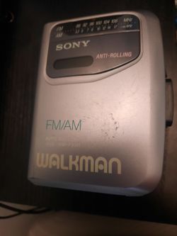 Sony Walkman WM-FX141 FM/AM Cassette Player