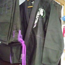 NWT Elite Sports Fight Gear Uniform