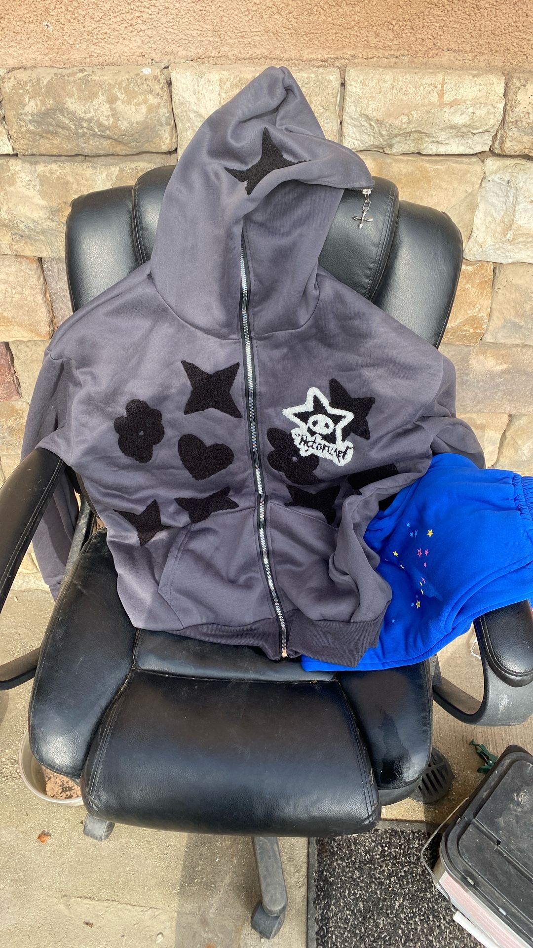 This is an Actorwet gray zip-up hoodie