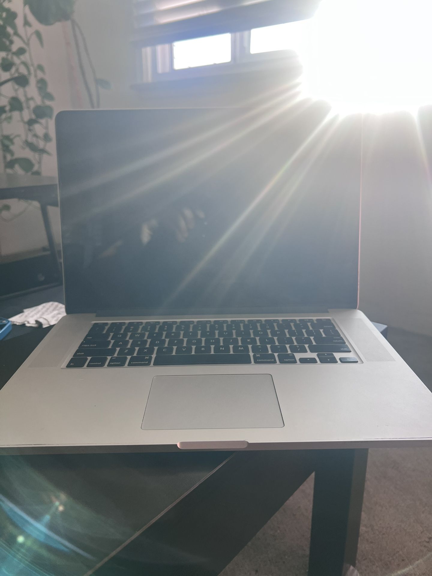 💻 2 MacBook Pros 15” A1398 (2013 & 2015) – For Parts / One Works