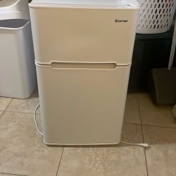 OSTWAY Refrigerator 