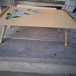 Folding Bed Tray Floral Design Like New 