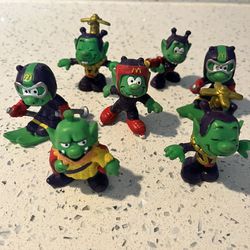 1983 Astronick Toys. 7pc Lot  Clean