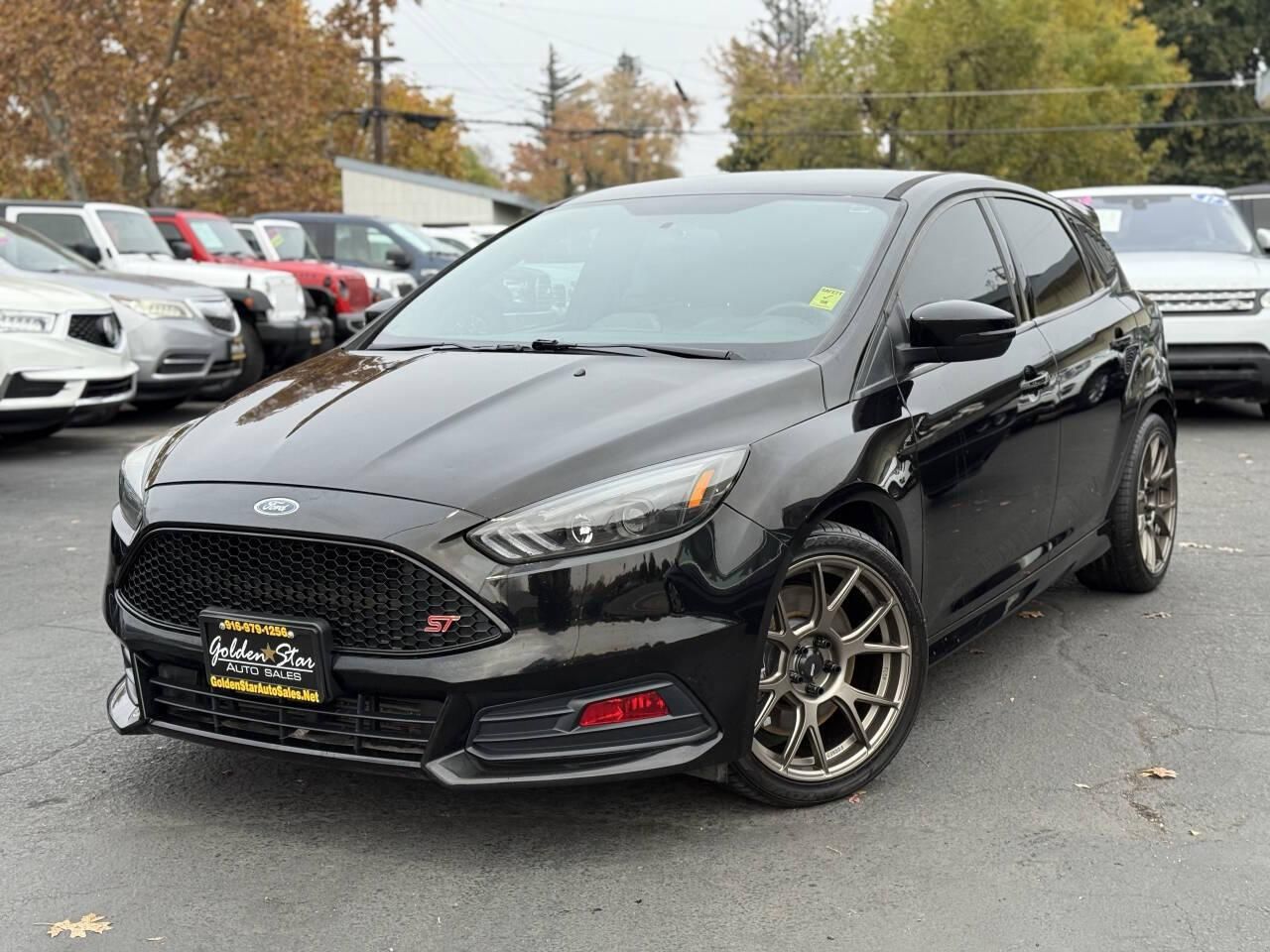 2018 Ford Focus ST