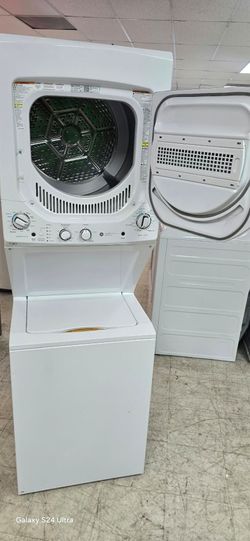 GE Stacked Washer Dryer Laundry Center