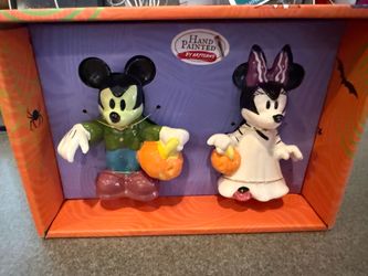 New Disney Mickey & Minnie🎃 Salt & Pepper Shakers