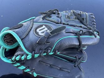 Wilson A500 Siren Fastpitch Series: A05RF1612