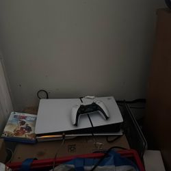 Like New Ps5 Never Play It.