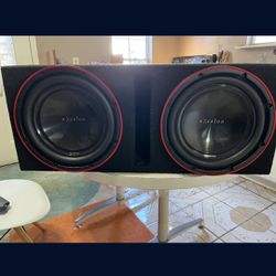 Kenwood Speakers “12in” Great Condition 