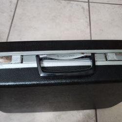 SAMSONITE briefcase With Key.