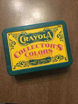 Collectors crayola crayons, mint 1990