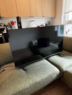 Vizio 40” TV - D40fM - K09