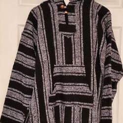 Poncho Baja Hoodies Pullover Size 44 LARGE