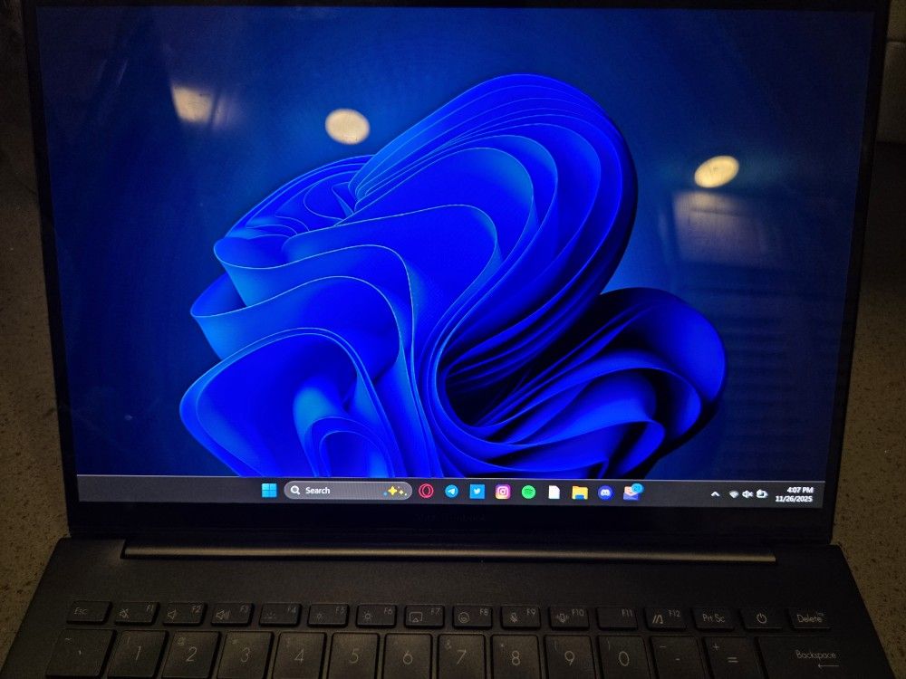 LAPTOP looking to Sell Fast