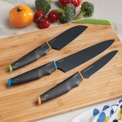 Juego de tabla y cuchillos