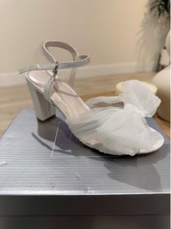White Bow Block Heels – Elegant Wedding/Bridal Shoes – Size 6