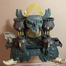He-Man Castle Gray Skull Playset