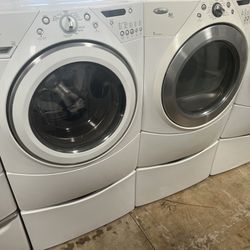 Whirlpool Washer And Dryer With Pedestals
